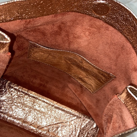Nwot Marie Turnor The Lunch Bag clutch rose gold - Picture 12 of 12